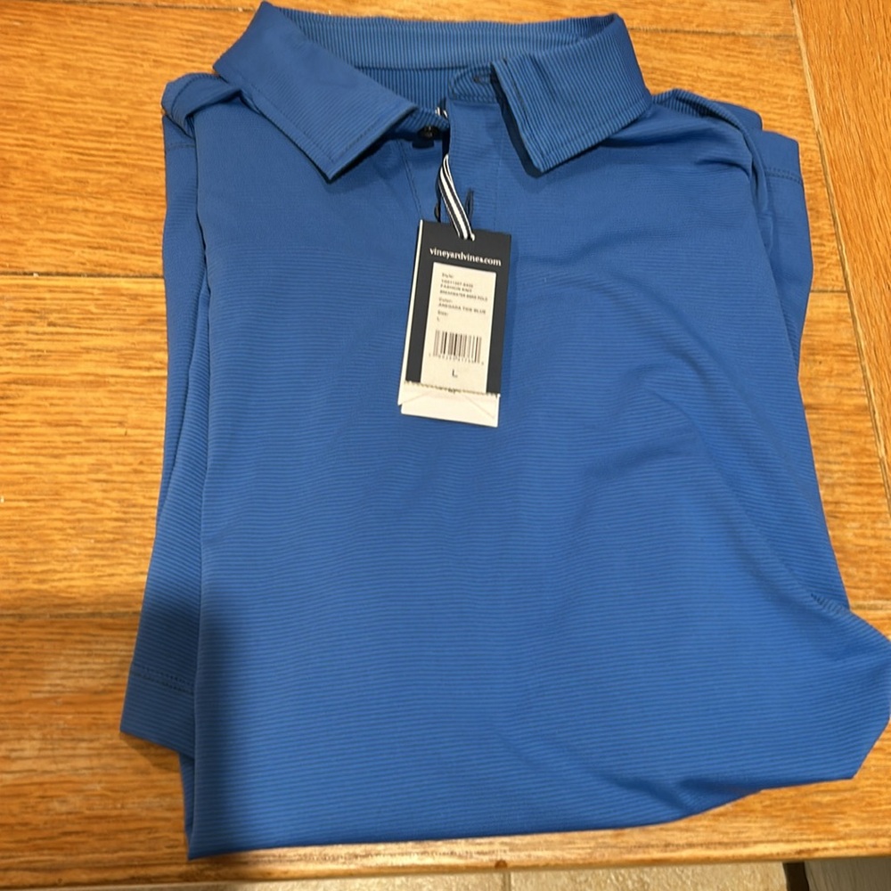 Brand new Vineyard Vines shirt